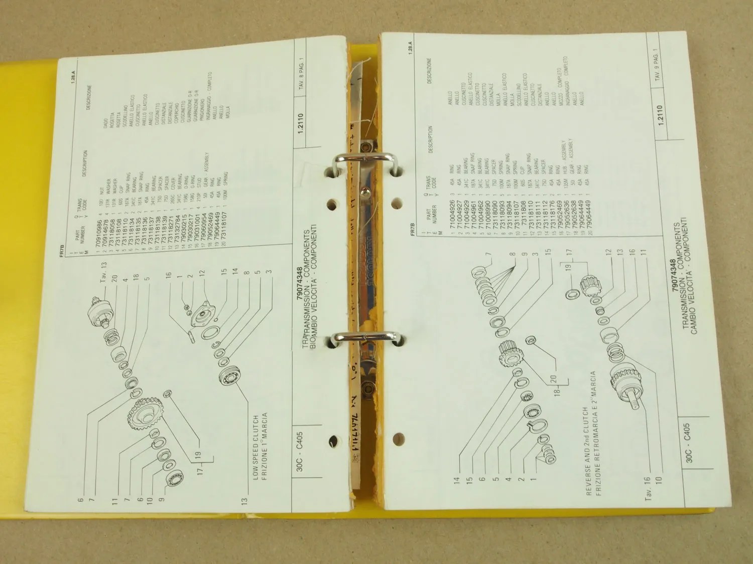 FiatAllis FR7B Lader Ersatzteilliste Parts Catalog Parti ricambio 1988