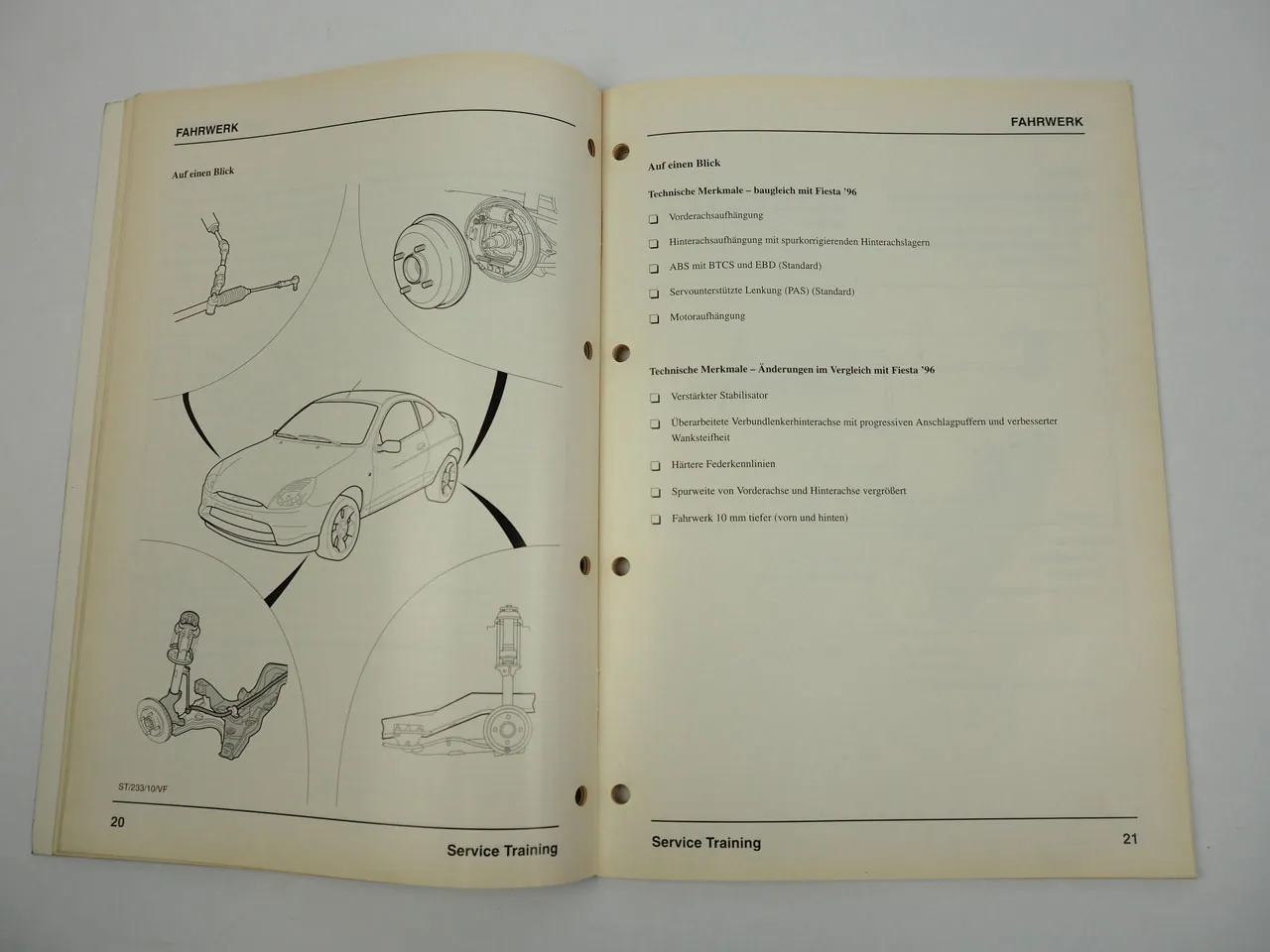 Ford Puma Sportcoupe mit 1.7l Zetec MHA Motor Einführung Schulung 1997