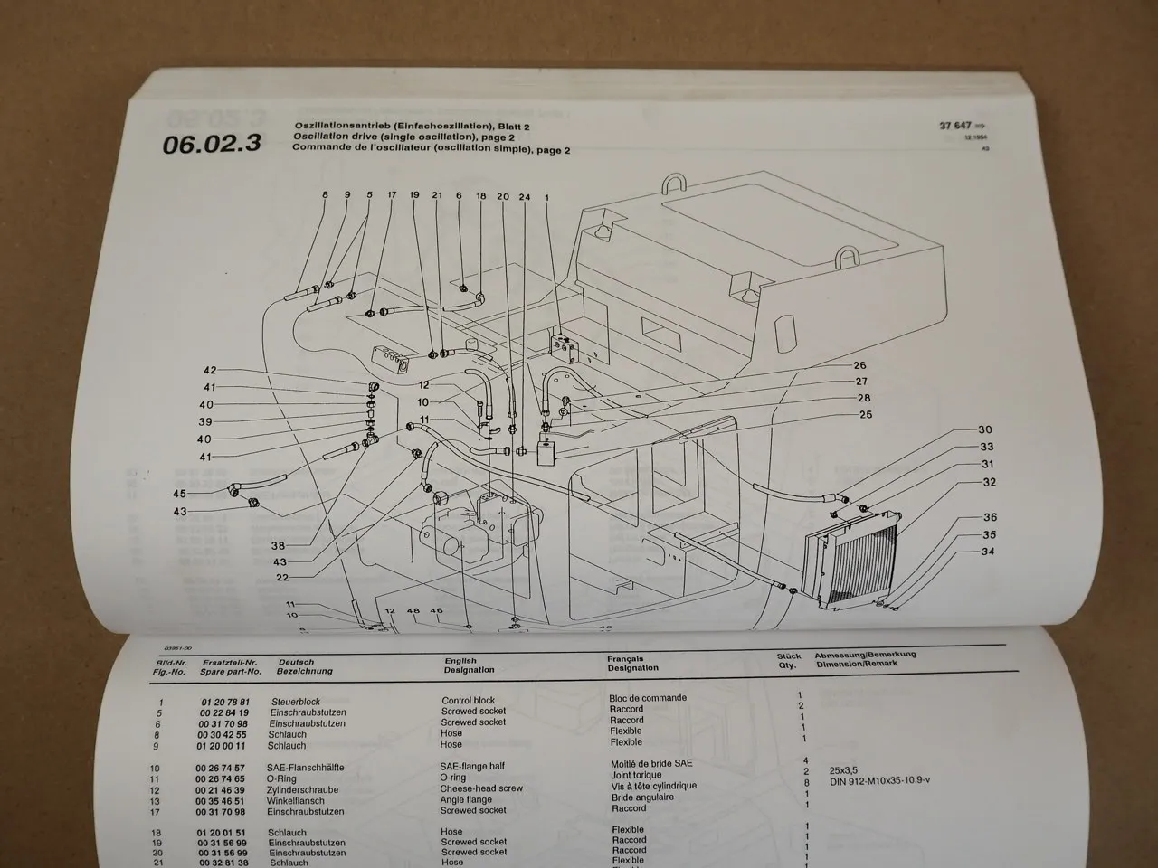 Hamm DV6 DVO6 Walze Ersatzteilliste Spare Parts Pieces de rechange 1994
