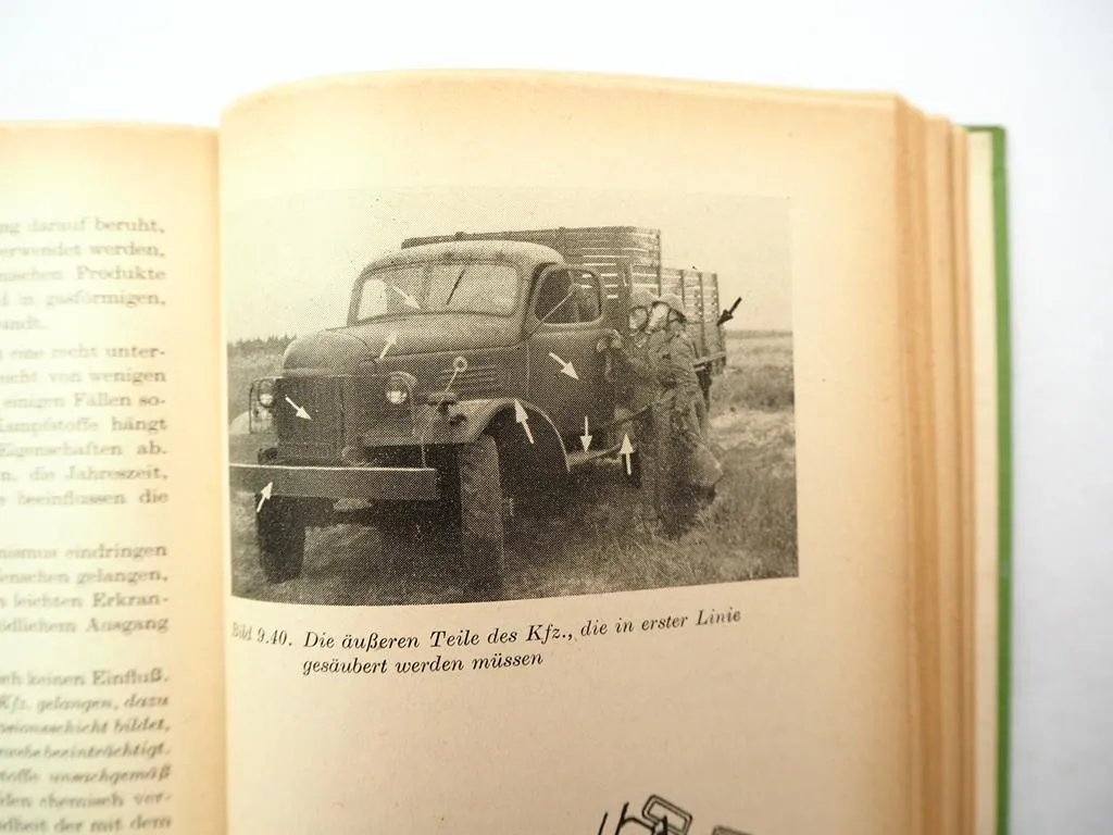 Handbuch für Kraftfahrer der NVA Militär DDR 1964