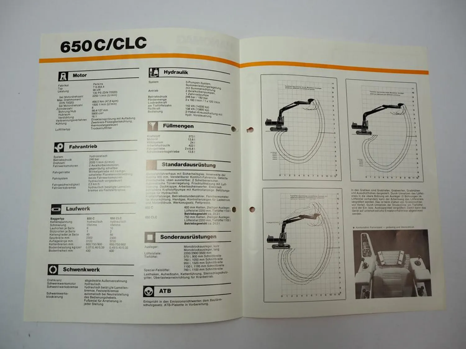 Hanomag 650 C CLC Raupenbagger mit 1100 Liter Tieflöffel Prospekt 1980