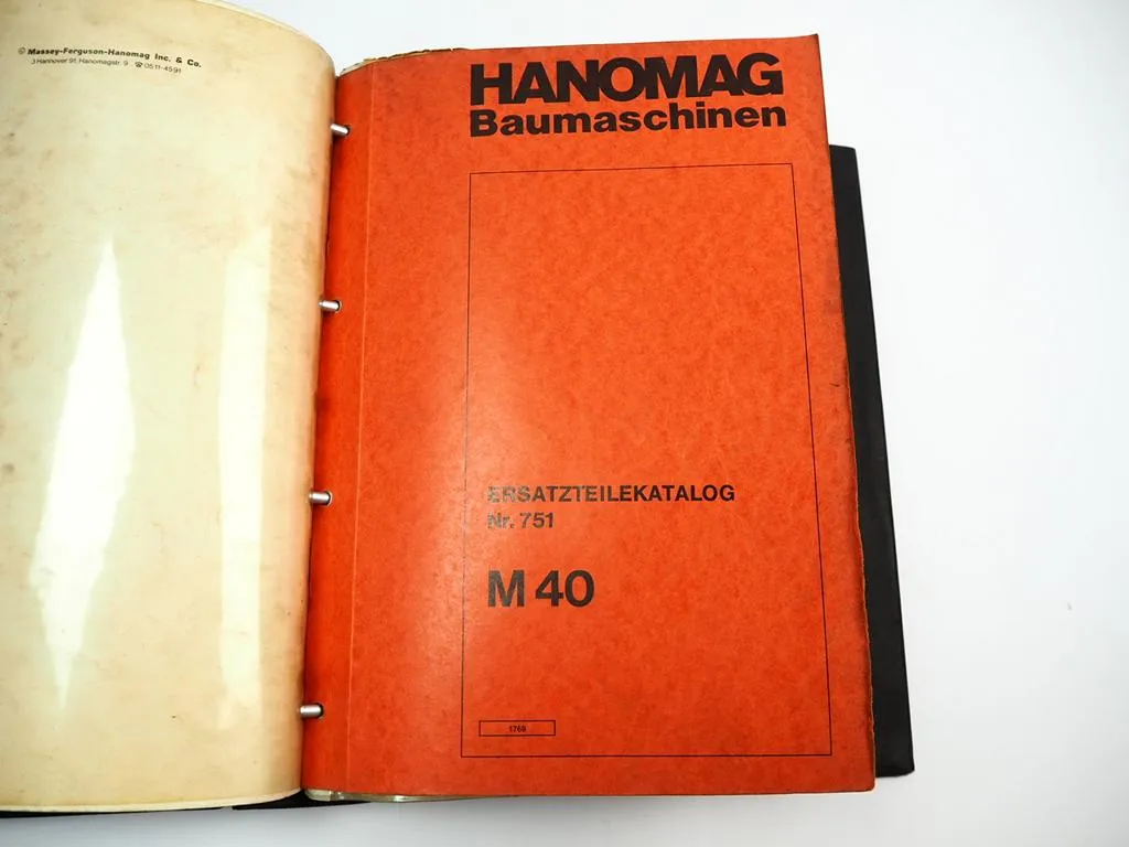 Hanomag M40 Mobilbagger Ersatzteilliste Ersatzteilkatalog 1972