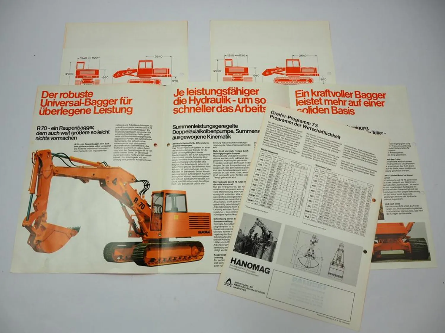 Hanomag R70 R70LC Raupenbagger Greifer 4x Prospekt ca. 1973