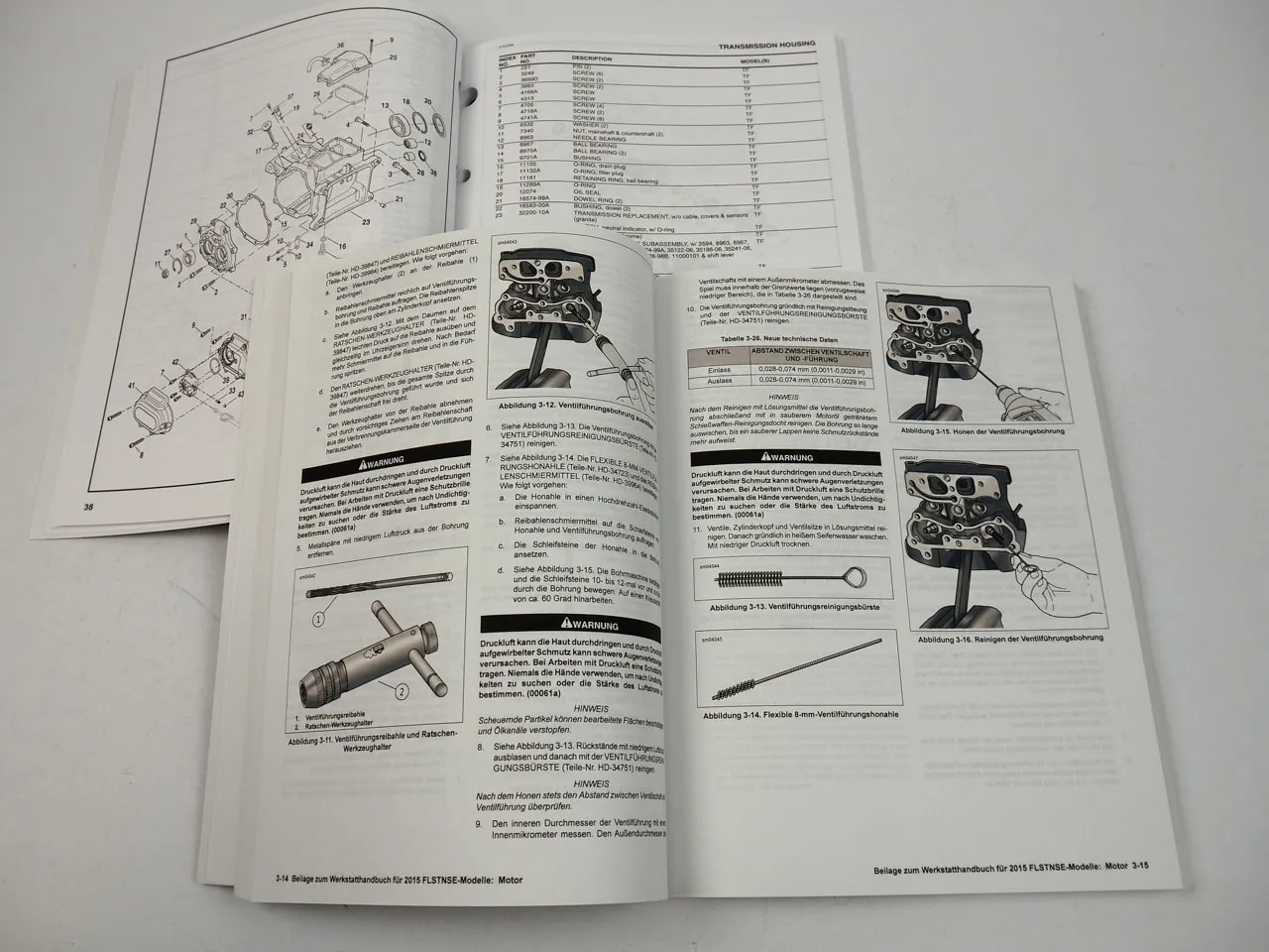 Harley FLSTNSE CVO Softail Deluxe Werkstatthandbuch Parts Catalog 2015