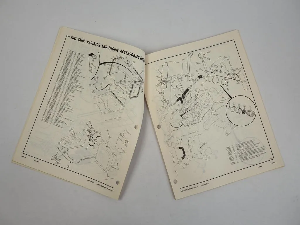 Hesston 6650E Windrower Ersatzteilliste Parts Catalog 1982