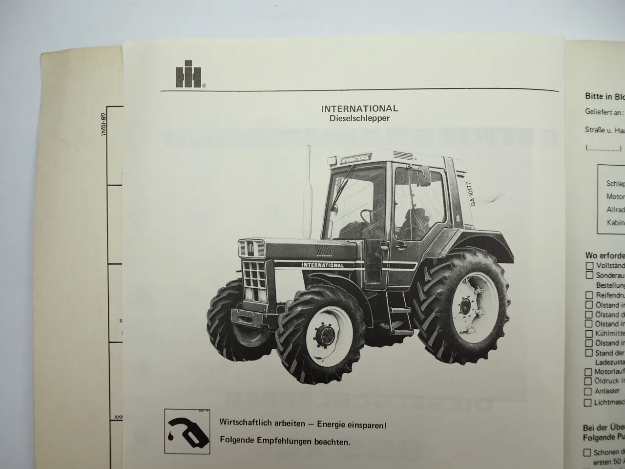 IHC 955XL 1055XL Schlepper Betriebsanleitung Richtzeitenliste 1981