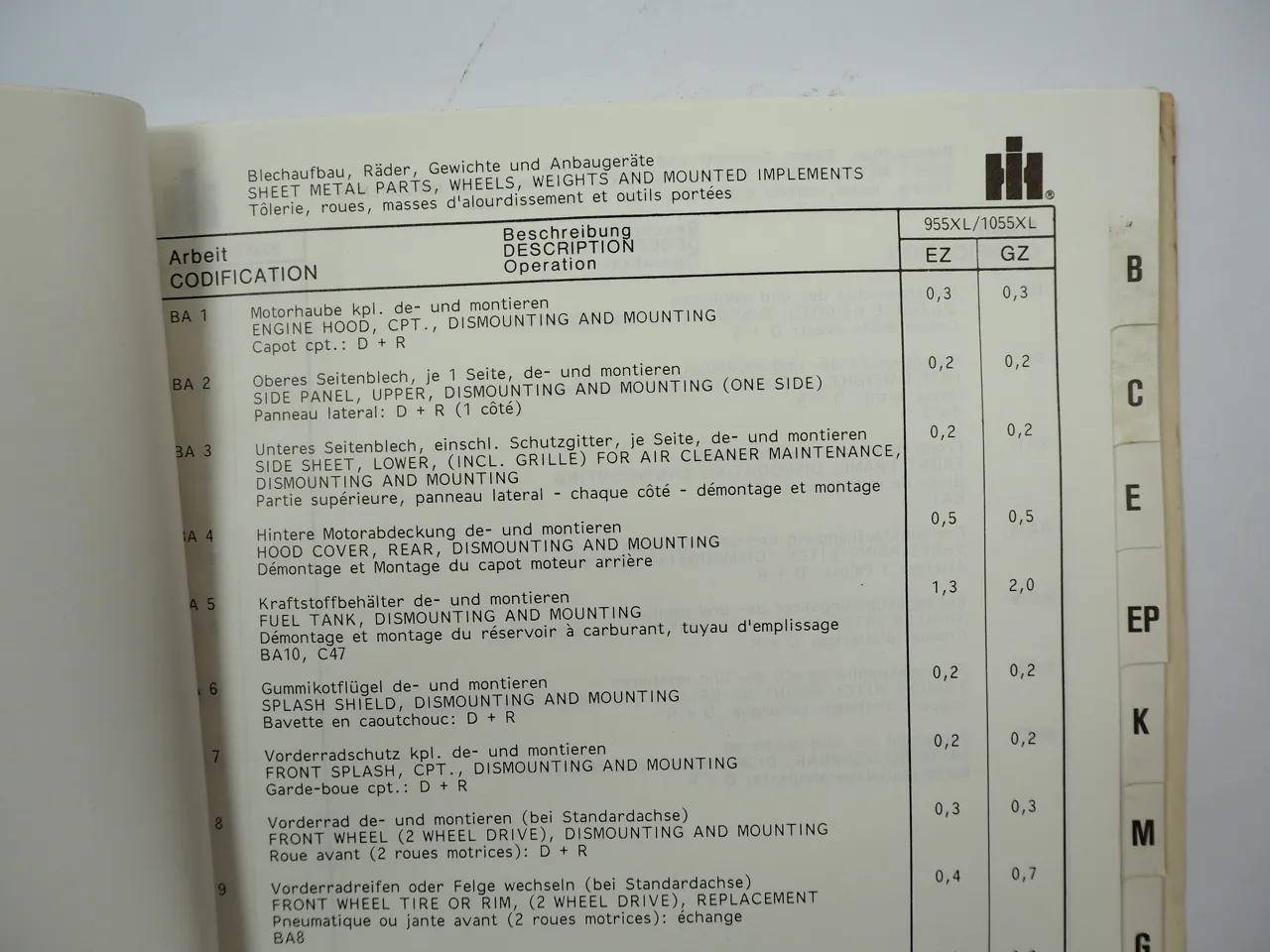 IHC 955XL 1055XL Schlepper Betriebsanleitung Richtzeitenliste 1981