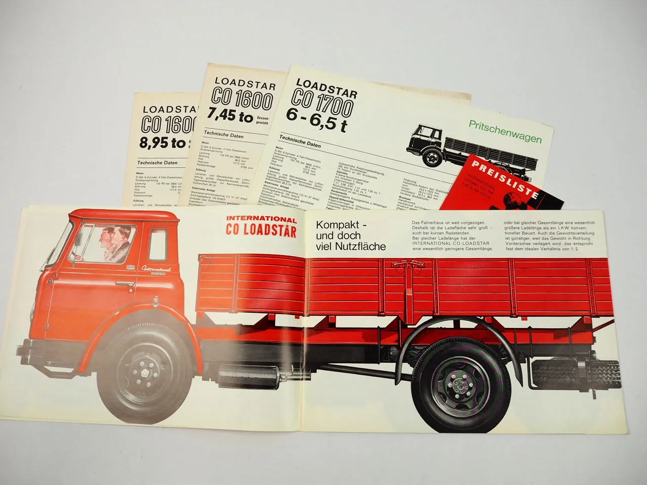 IHC CO 1600 1700 Loadstar LKW Pritschenwagen Prospekt ca. 1965