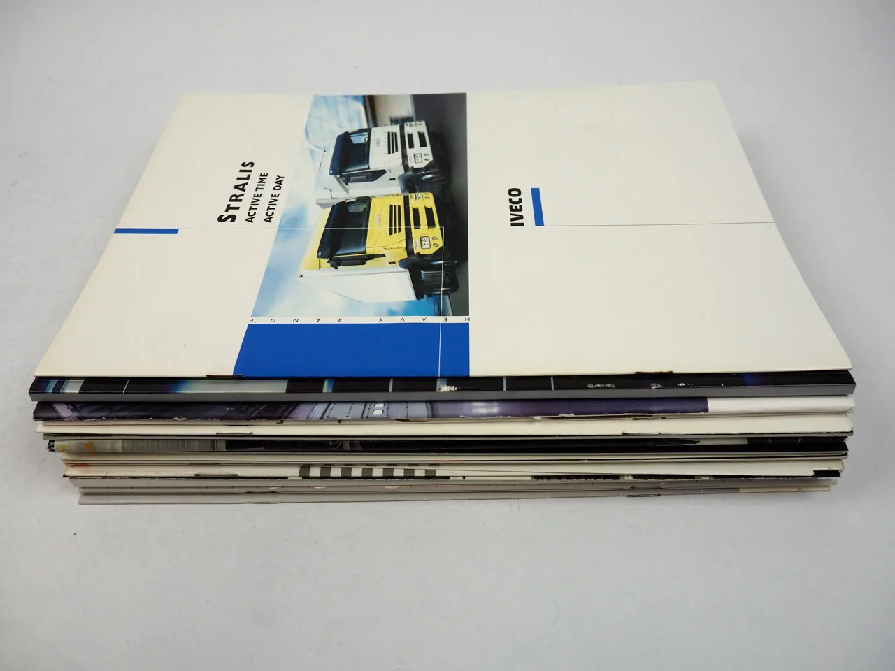 Iveco Eurocargo Stralis Trakker Programmübersicht 20x Prospekt 1990 bis 2000er