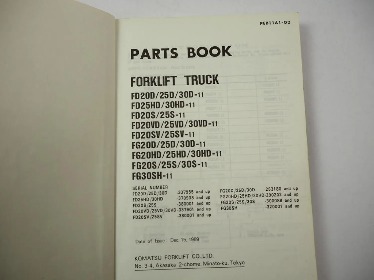 Komatsu FD FG 20 25 30 D HD S VD SV -11 Forklift Parts List Ersatzteilliste 1989