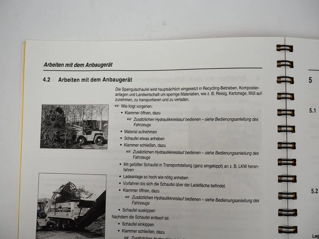 Kramer Allrad Sperrgutschaufel Bedienungsanleitung Ersatzteilkatalog 2000