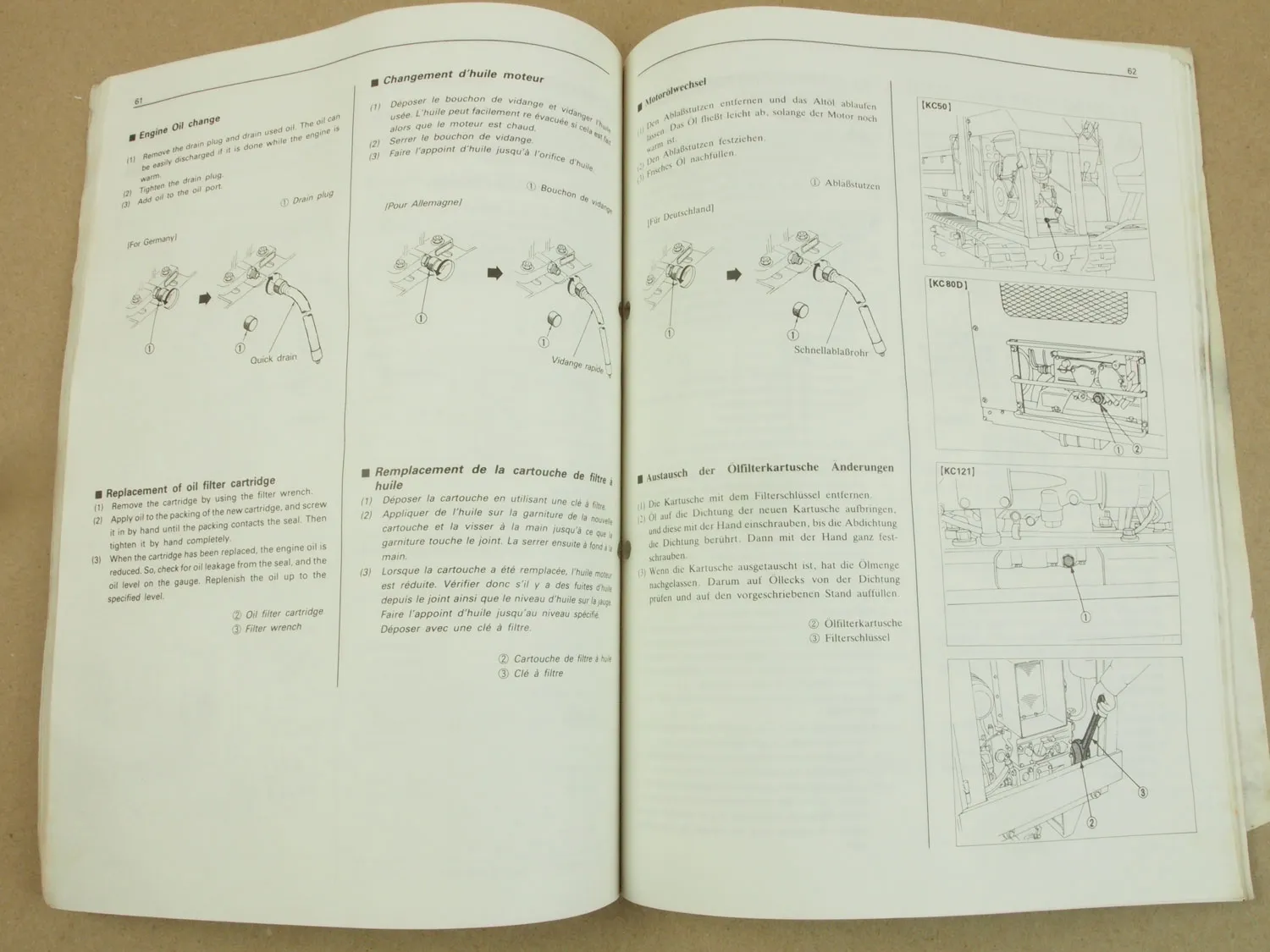 Kubota KC121 Carrier Transportwagen Bedienungsanleitung Operators Manual Manuel