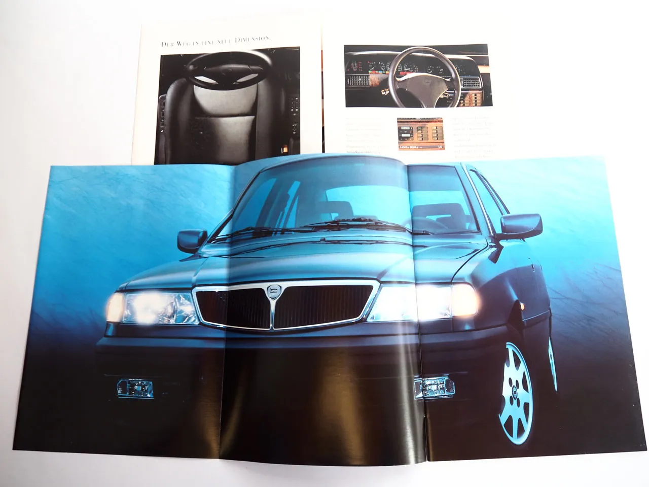 Lancia Dedra 2x Prospekt Technische Daten 1992/94