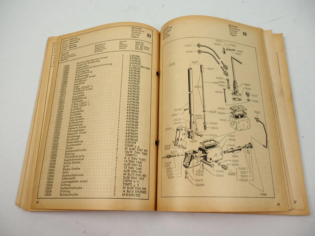 Lanz MD 18S Mähdrescher Ersatzteilkatalog Ersatzteilliste Teilekatalog Nov. 1957