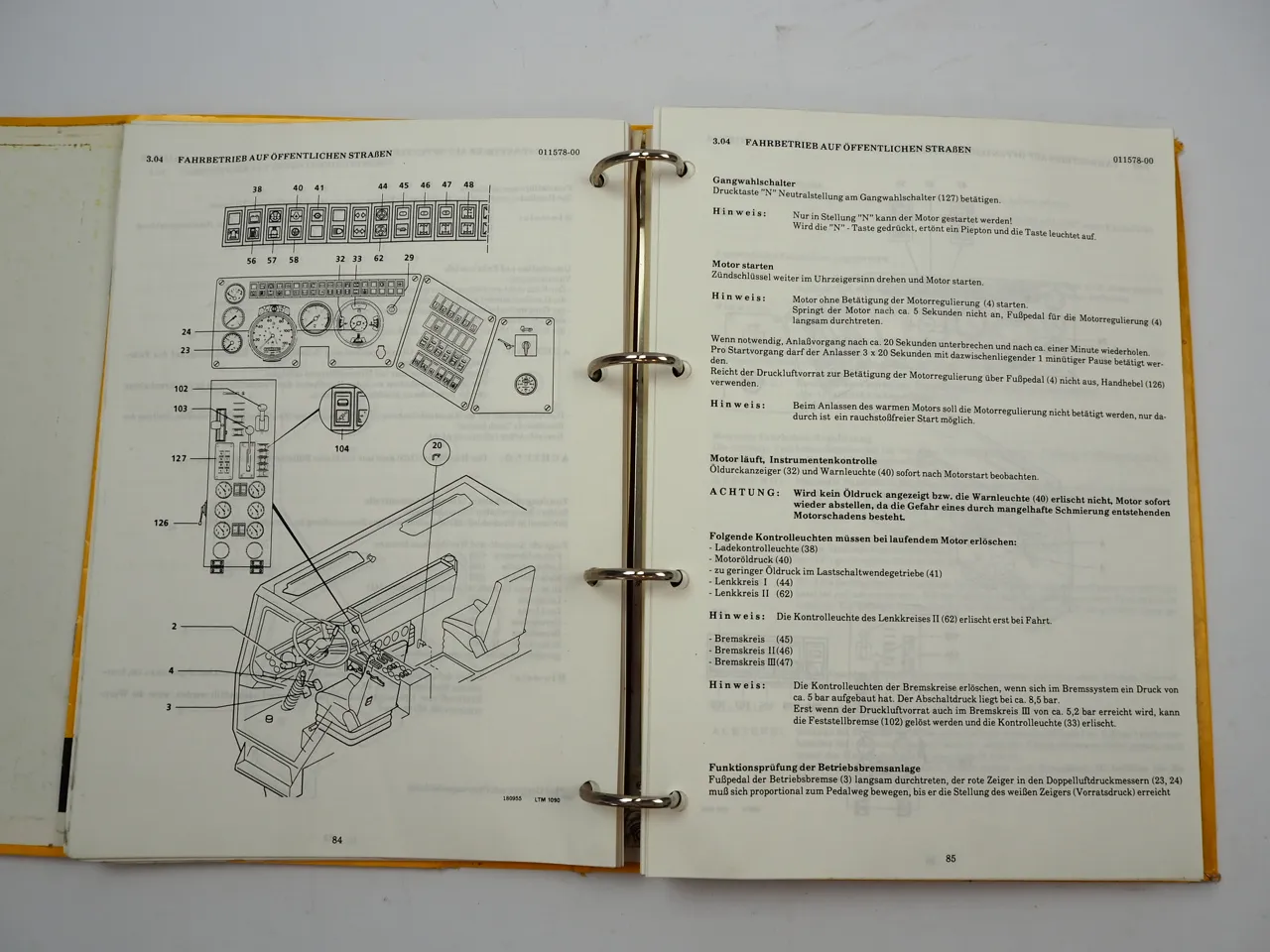 Liebherr LTM 1090 Mobilkran Betriebsanleitung Wartung Technische Daten 1993