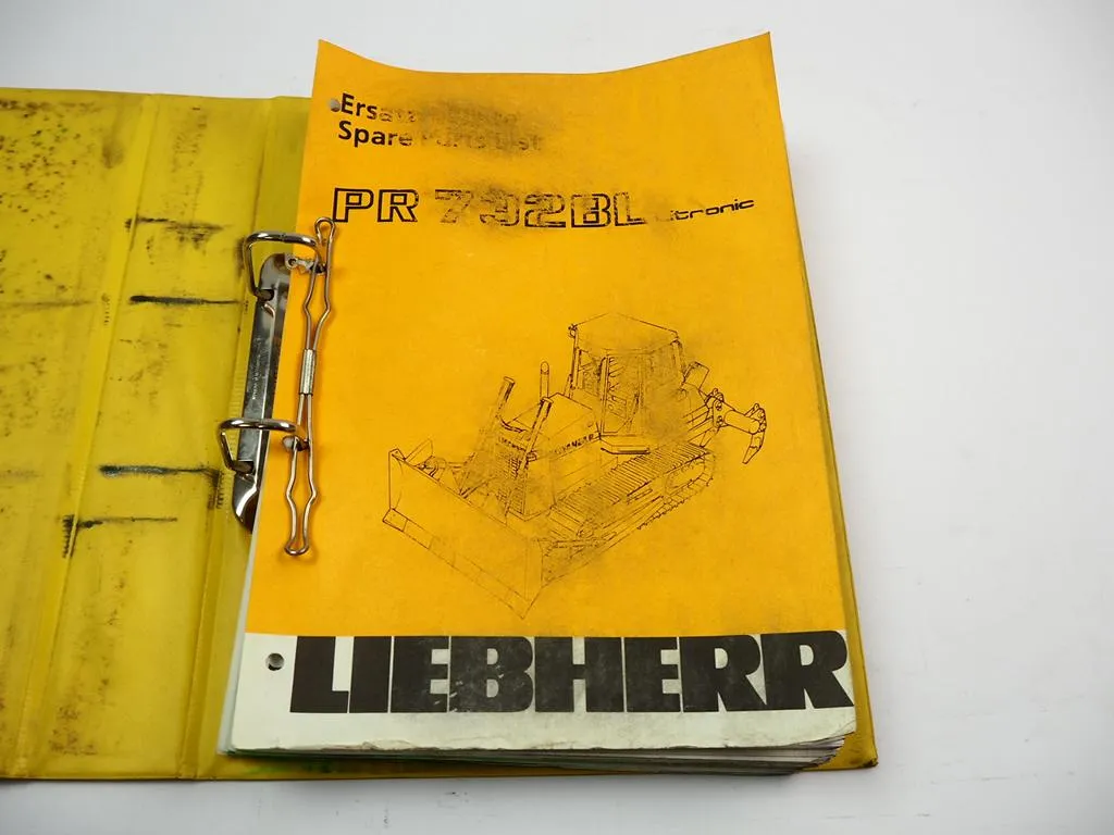 Liebherr PR732 BL Litronic Typ 412 Planierraupe Ersatzteilliste Spare Parts List 1995