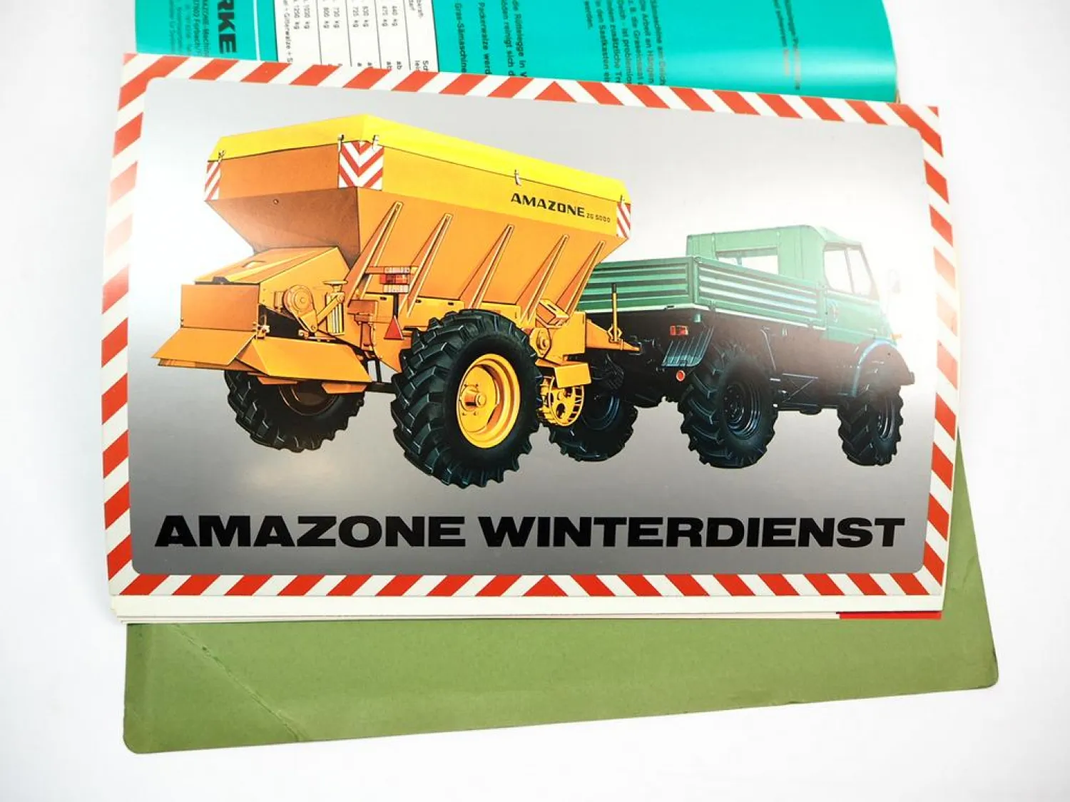 Mappe mit 44x Prospekt Amazone Anbaugeräte für Schlepper Unimog 1980er Jahre