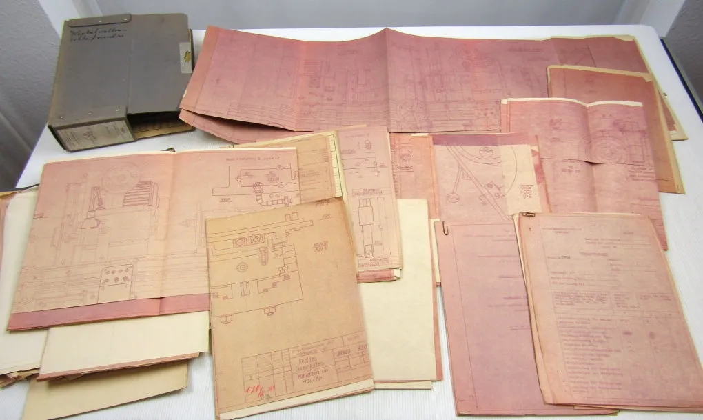 Mappe mit Technischen Zeichnungen Bedienungsanleitung Rundschleifmaschine 3A423