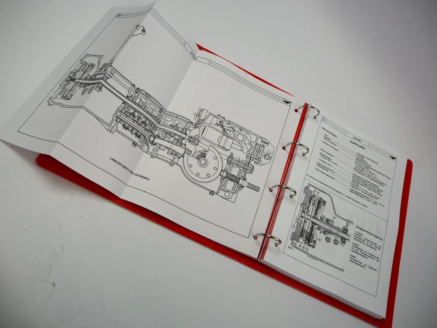 Massey Ferguson MF 354 MF 364 MF 374 MF 384 MF 394 S - F - V Reparaturhandbuch