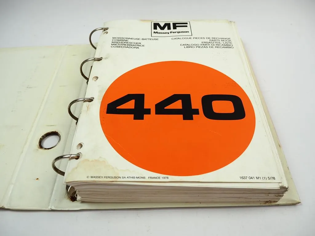 Massey Ferguson MF 440 Mähdrescher Combine Ersatzteilliste Parts List 1978/79
