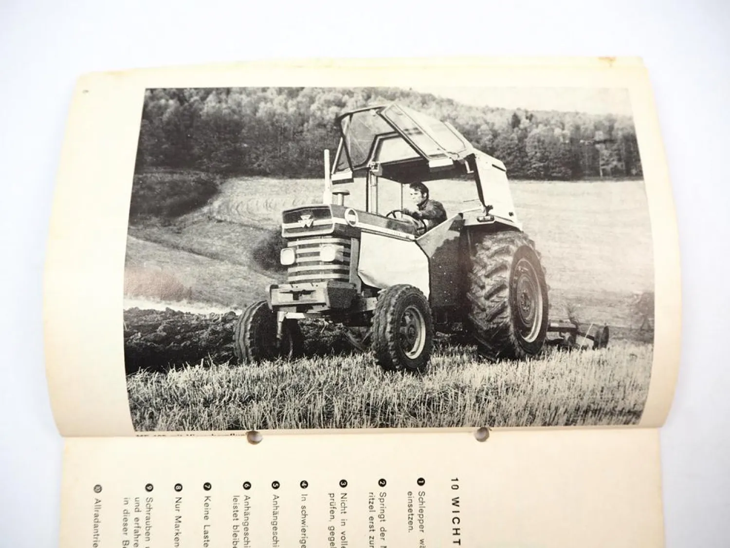 Massey Ferguson MF188 MF188 A Schlepper Betriebsanleitung Bedienung 1972