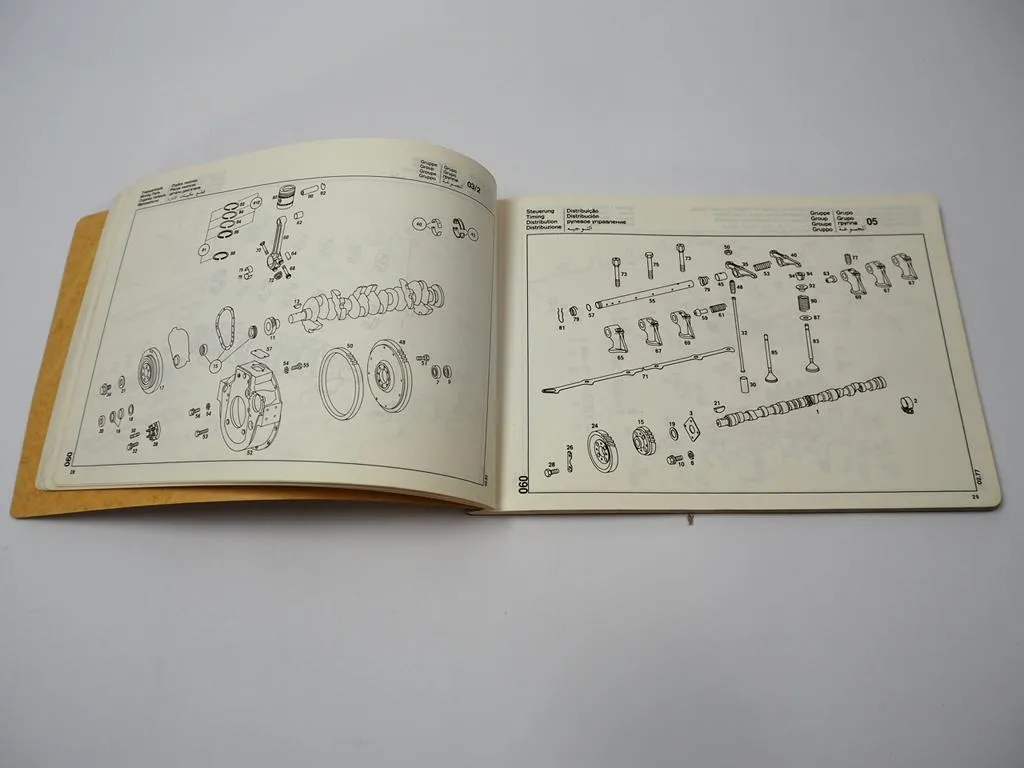 Mercedes Benz OM 352 Motor Teile Bildkatalog Engine Illustrated Parts List 1982