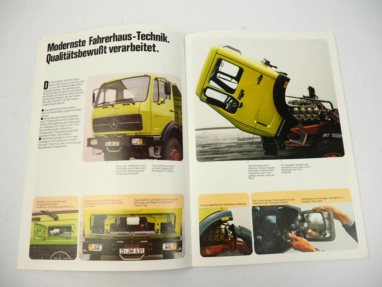 Mercedes Benz Schwere Dreiachs-Baustellenfahrzeuge Prospekt WZ20195/05/010479