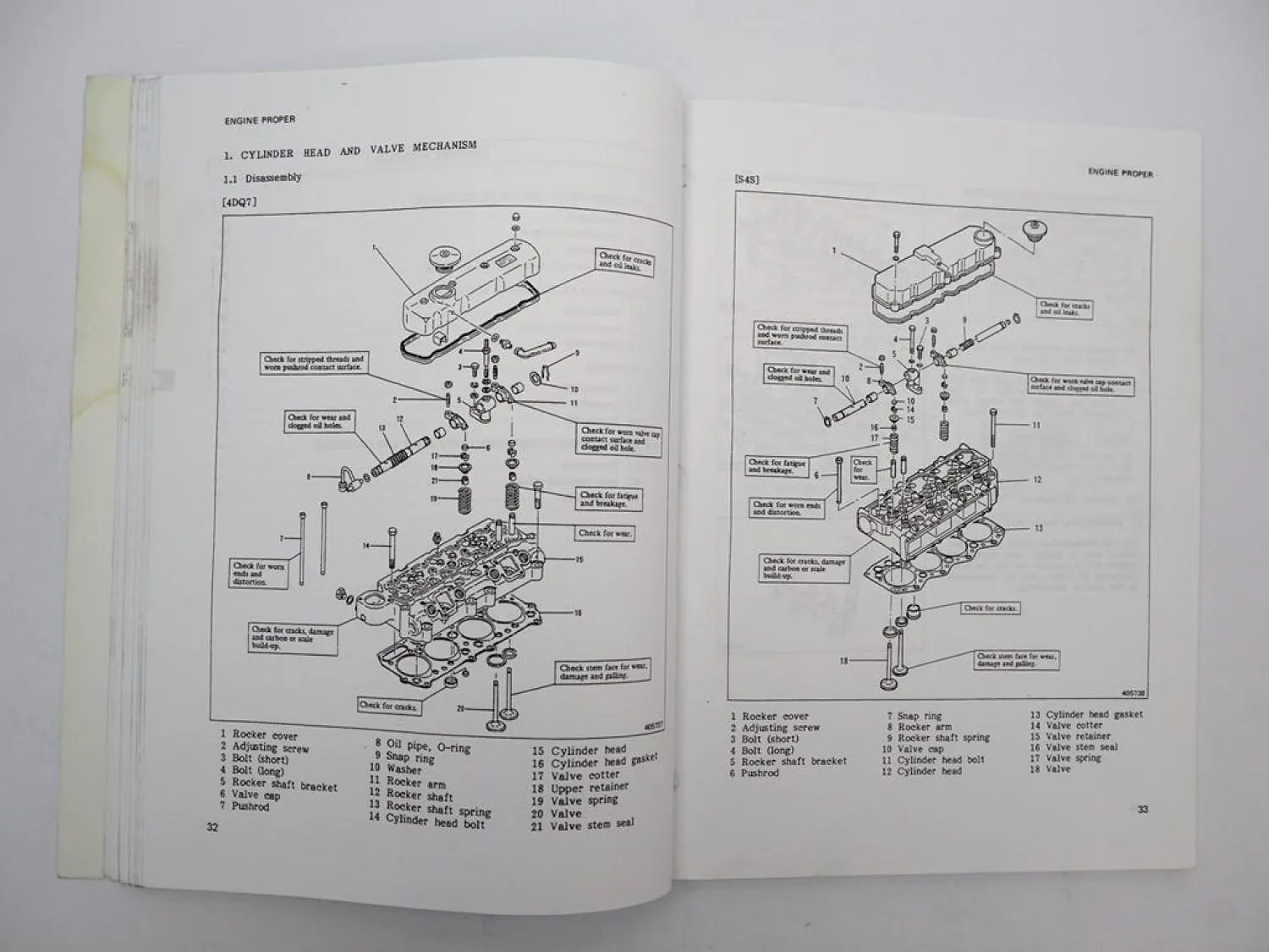 Mitsubishi 4DQ7 S4S Diesel Engine for FD 10 - 35 Forklift Service Manual 1991