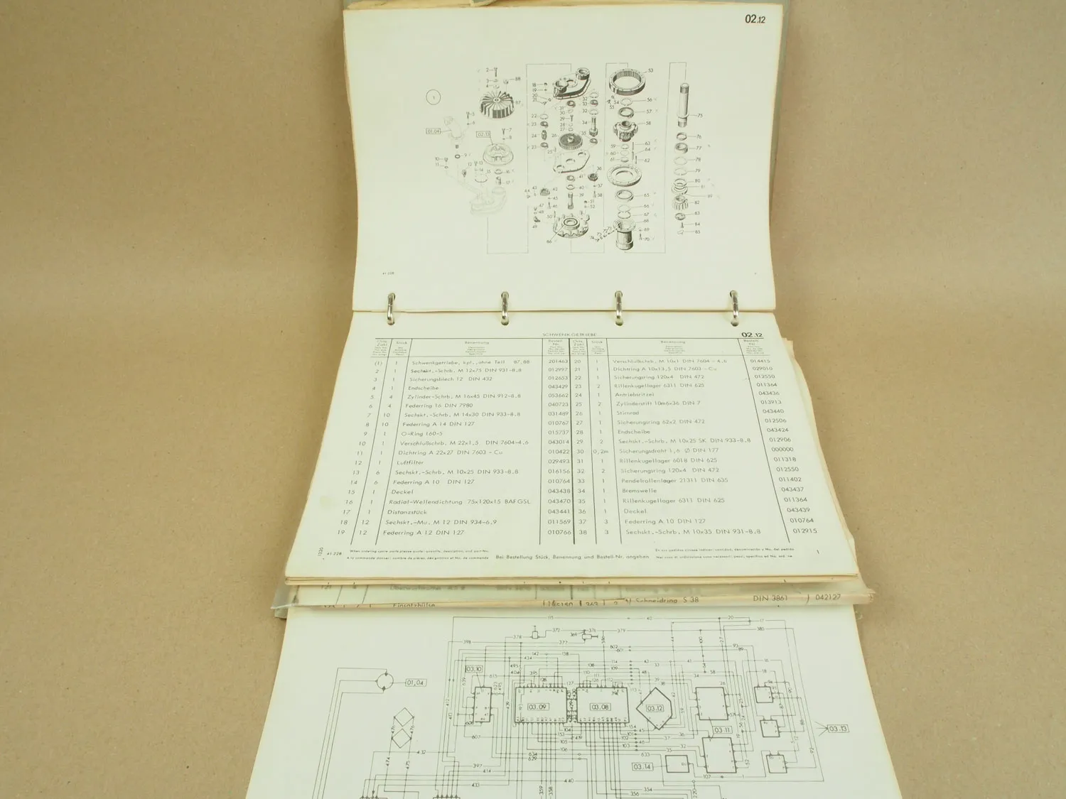 O&K RH25 Bagger Betriebsanleitung Ersatzteilkatalog Schaltpläne Spare Parts List