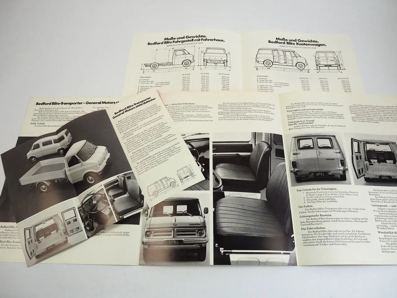 Opel Bedford Blitz Transporter CF97 100 300 H Prospekt technische Daten ca. 1973