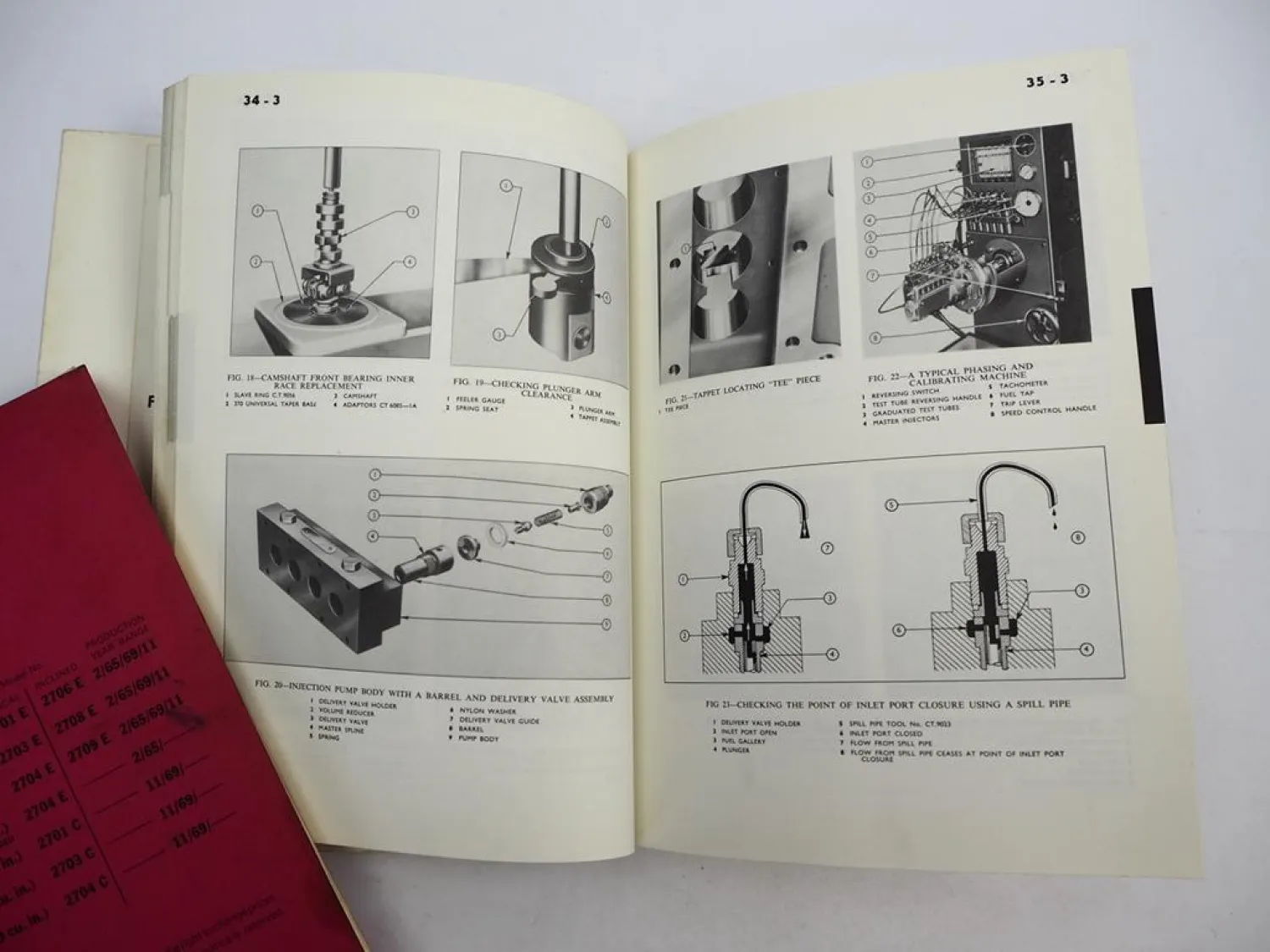 Orig. Ford 2700 Range 4 & 6 Cyl. 2701E - 2709E Service Manual + Parts List 1965