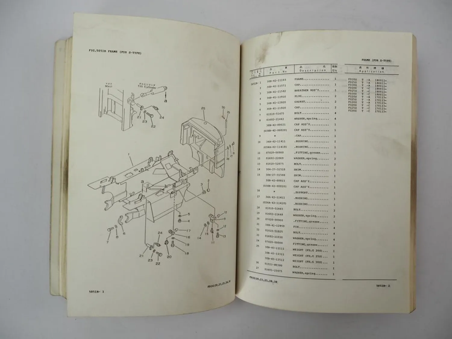 Orig. Komatsu FG 20 23 25 28 30 -8 L S Forklift Parts List Ersatzteilliste