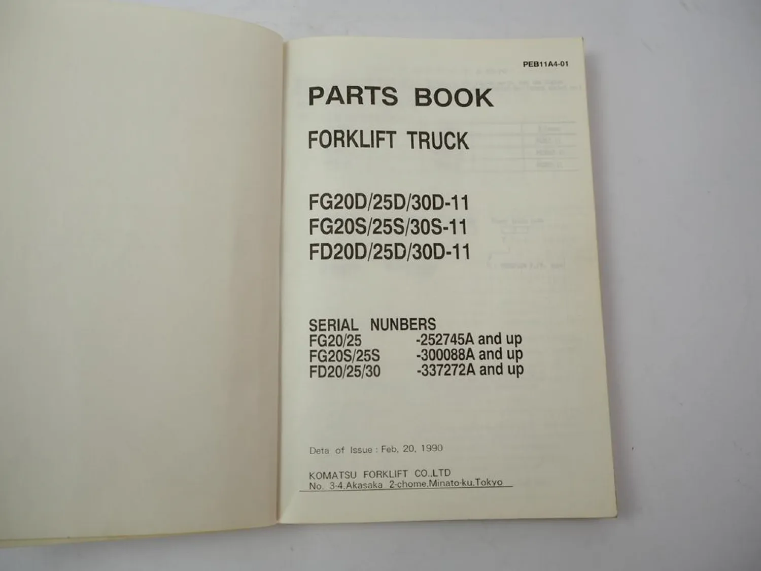 Orig. Komatsu FG FD 20 25 30 -11 D S Forklift Parts List Ersatzteilliste 1990