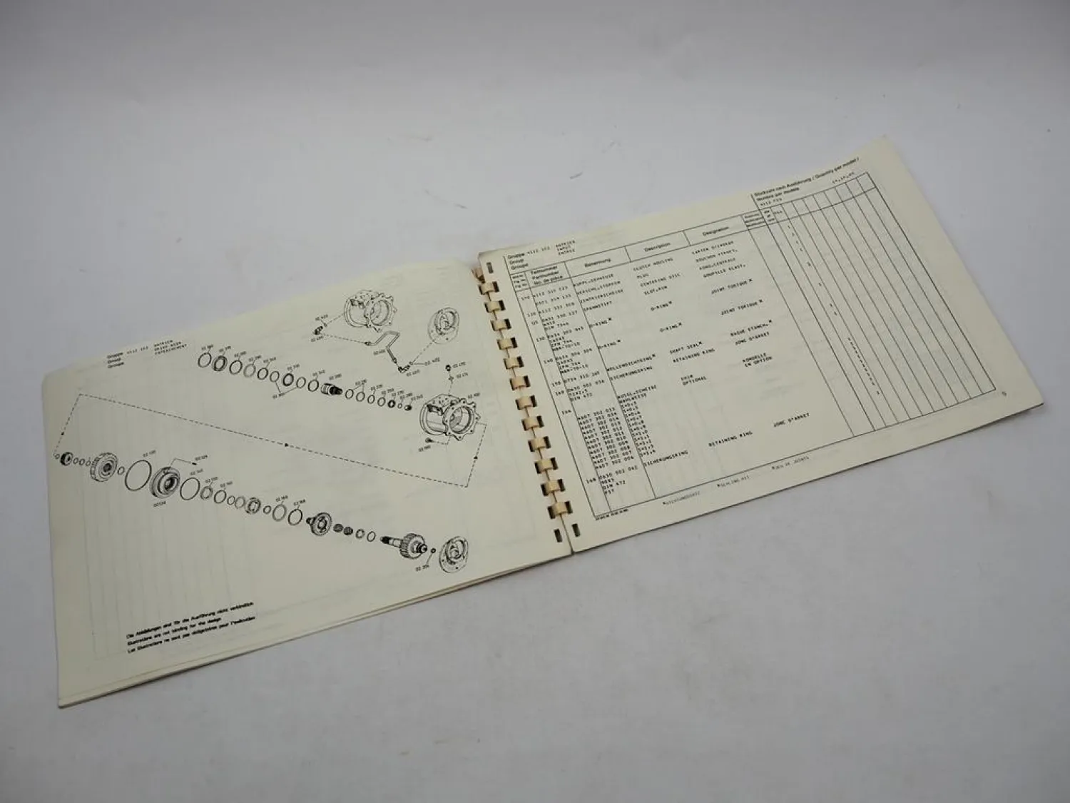 Orig ZF 2 AVG 110 Verteilergetriebe Ersatzteilliste Liebherr Parts List 10/1985
