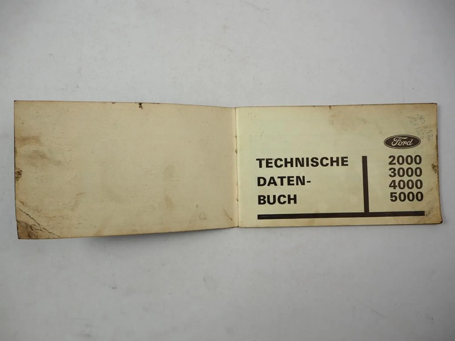 Original Ford 2000 3000 4000 5000 Traktor Technische Daten ca. 1970