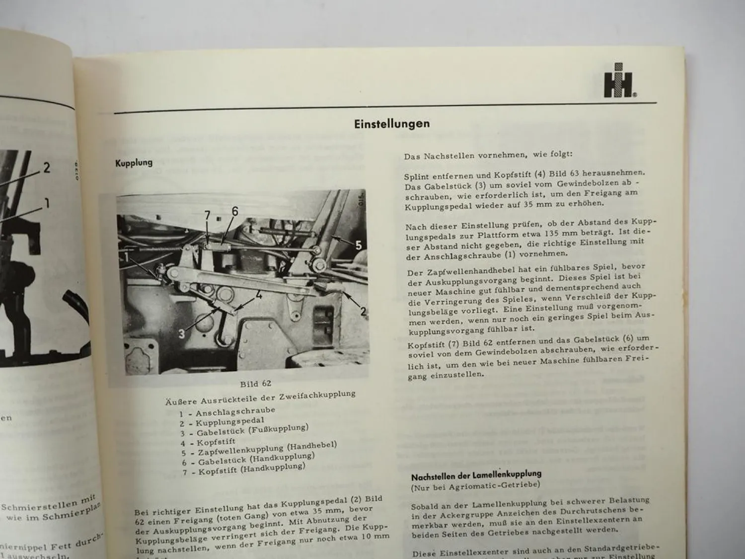 Original Mc Cormick IHC 323 Dieselschlepper Betriebsanleitung Wartung 1966