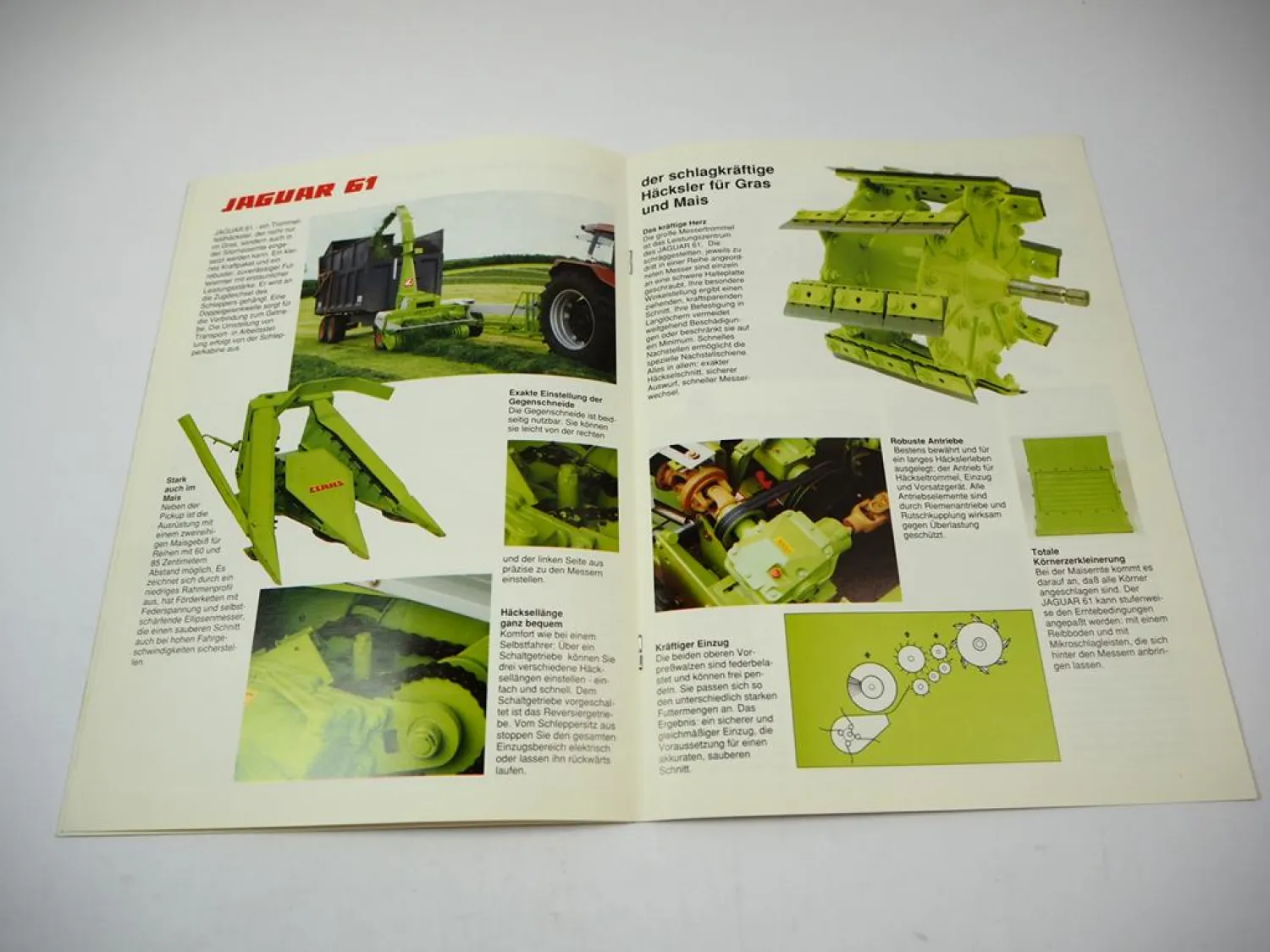 Original Prospekt Claas Jaguar 51 61 75 Feldhäcksler am IHC 885 XL & MF Schlepper