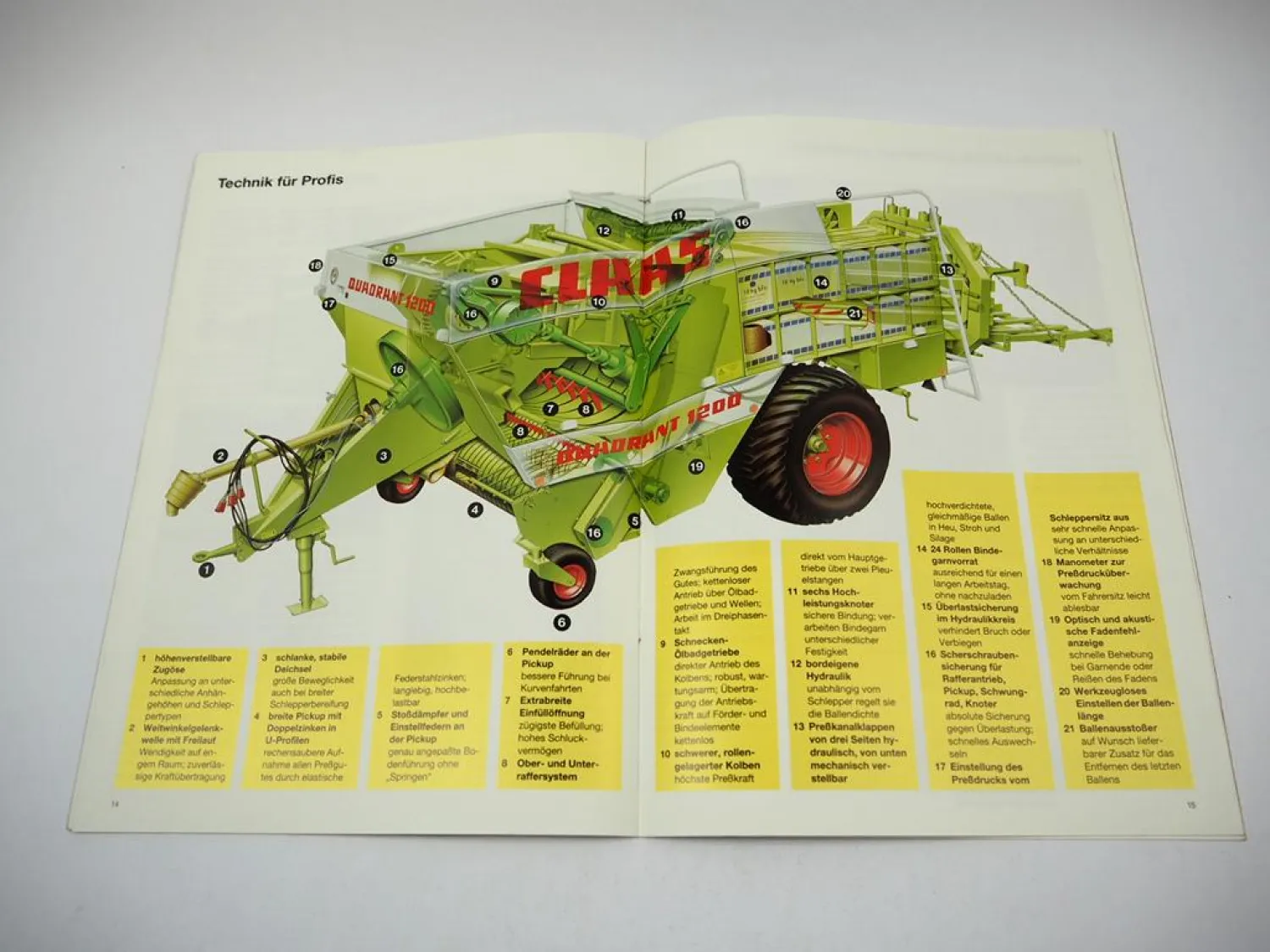 Original Prospekt Claas Quadrant 1200 Ballenpresse mit 24 Seiten von 09/1992