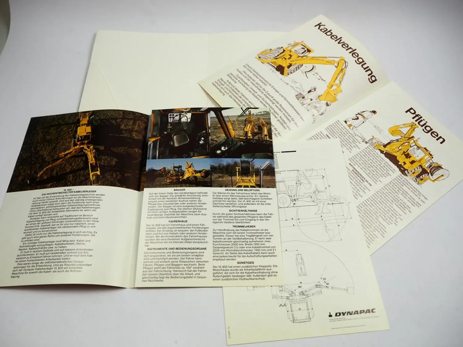Original Prospekt Dynapac VL 800 Kabelverleger in Mappe 4tlg 1983