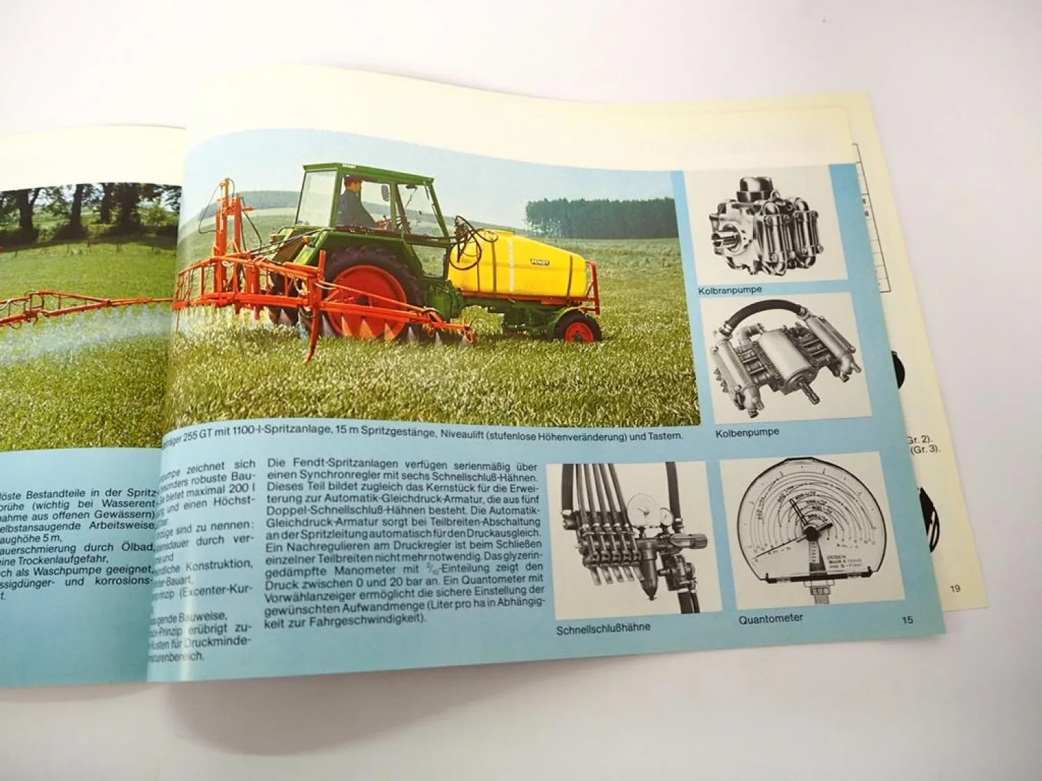 Original Prospekt Fendt F 231 255 275 GT Geräteträger Arbeitsgeräte 1977