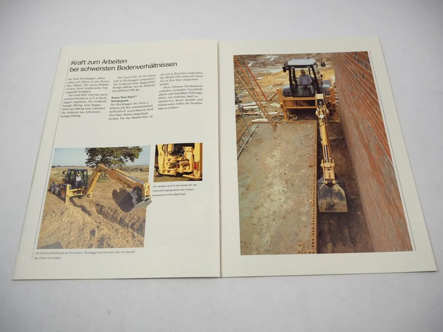 Original Prospekt Ford Baggerlader 555 C 655 C Serie C mit 26 Seiten