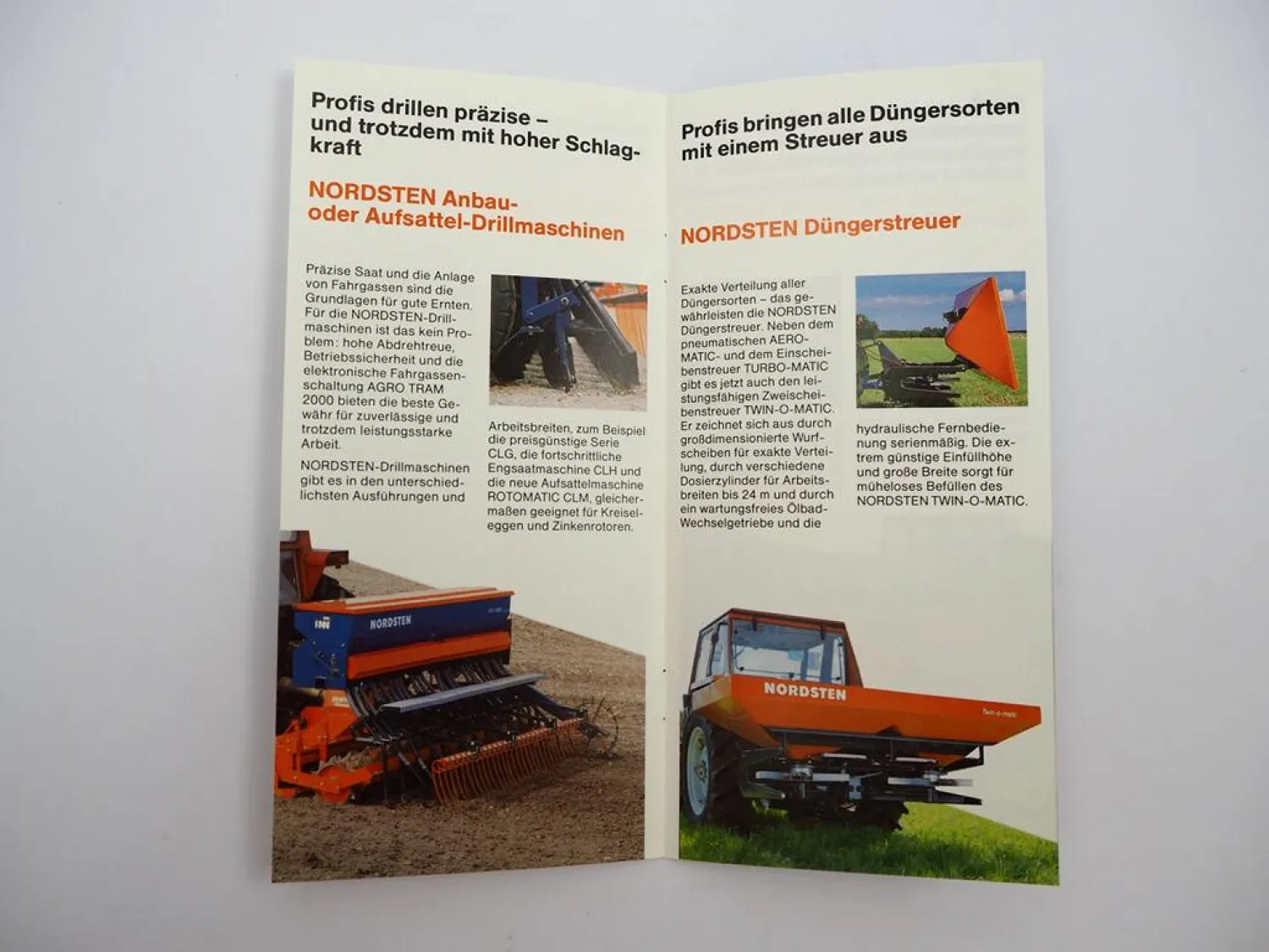 Original Prospekt Howard Landtechnik Produktprogramm 1980/90er Jahre