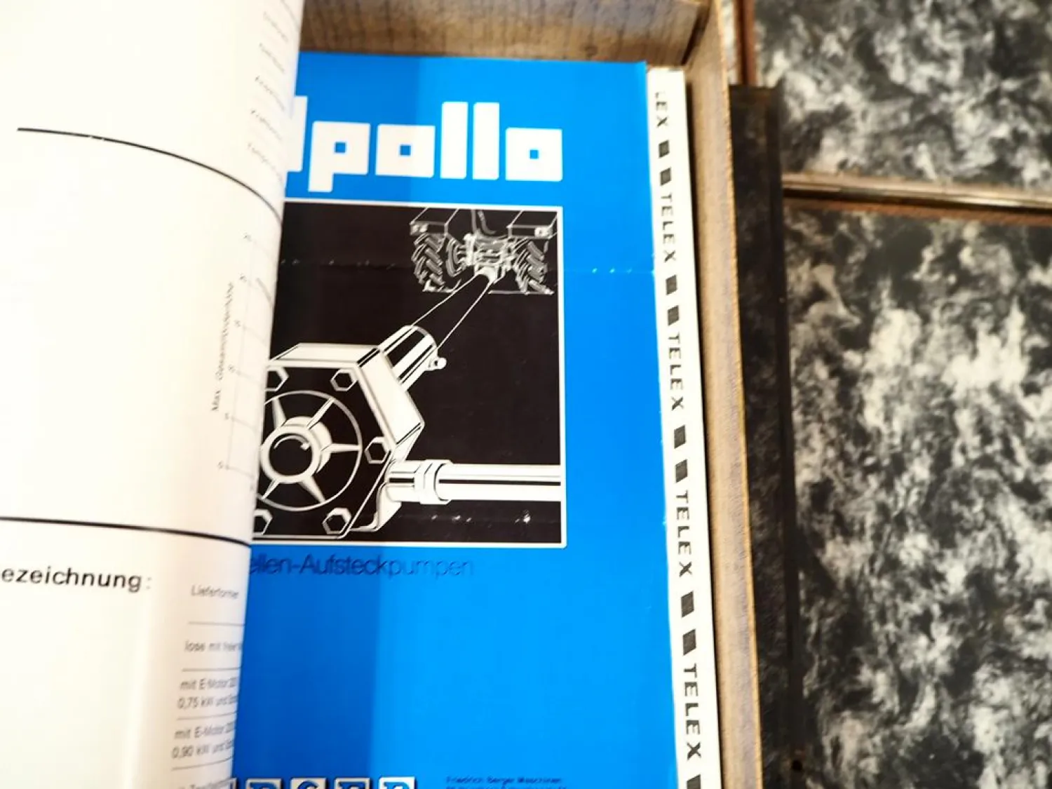 Original Prospekte von Pumpen aus der Landwirtschaft in Archivkasten 1970/90er