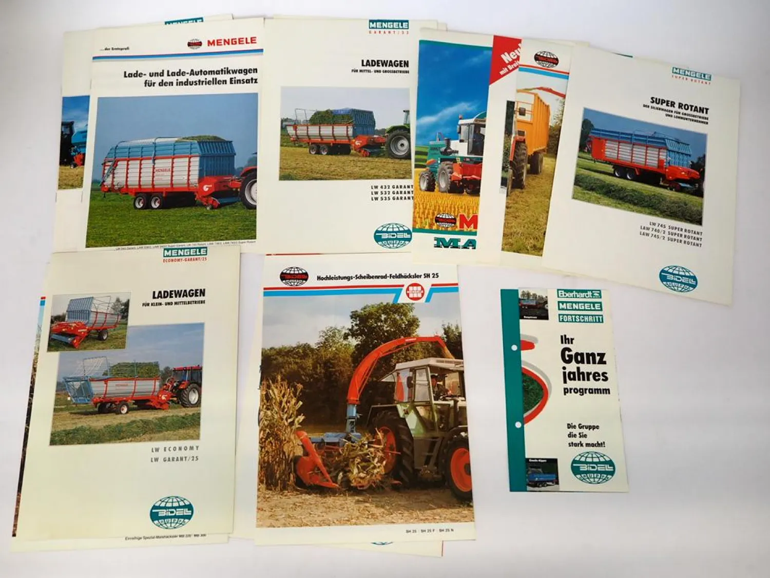 Original Prospektmappe mit 13 Prospekten Mengele Landtechnik 1980/90er Jahre