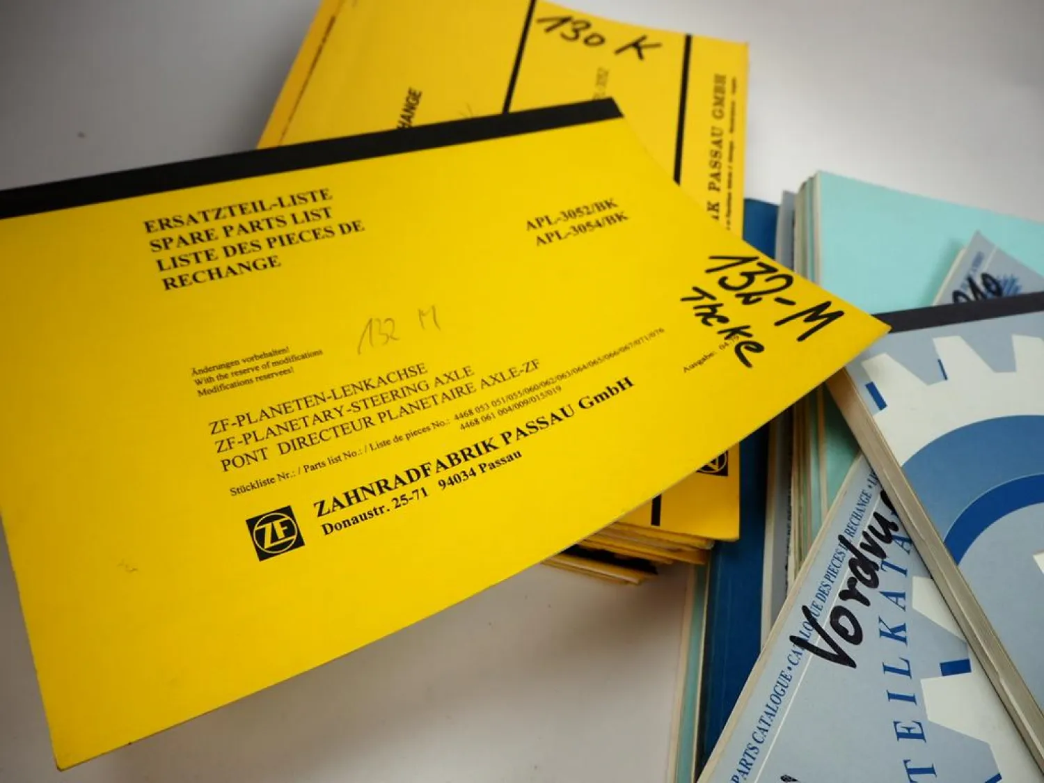 Original ZF Ersatzteillisten Achsen Getriebe 99 Stück zb. VOLVO IVECO MAN Mercedes Benz