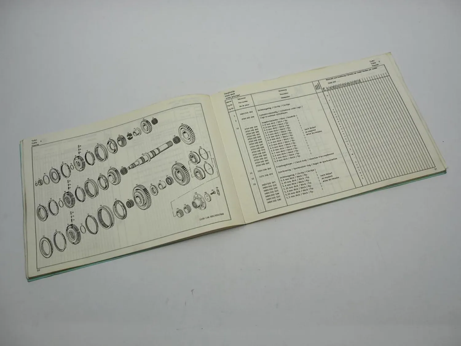 Original ZF S 6-65 Synchroma Getriebe Ersatzteilliste Magirus Parts List 04/1979