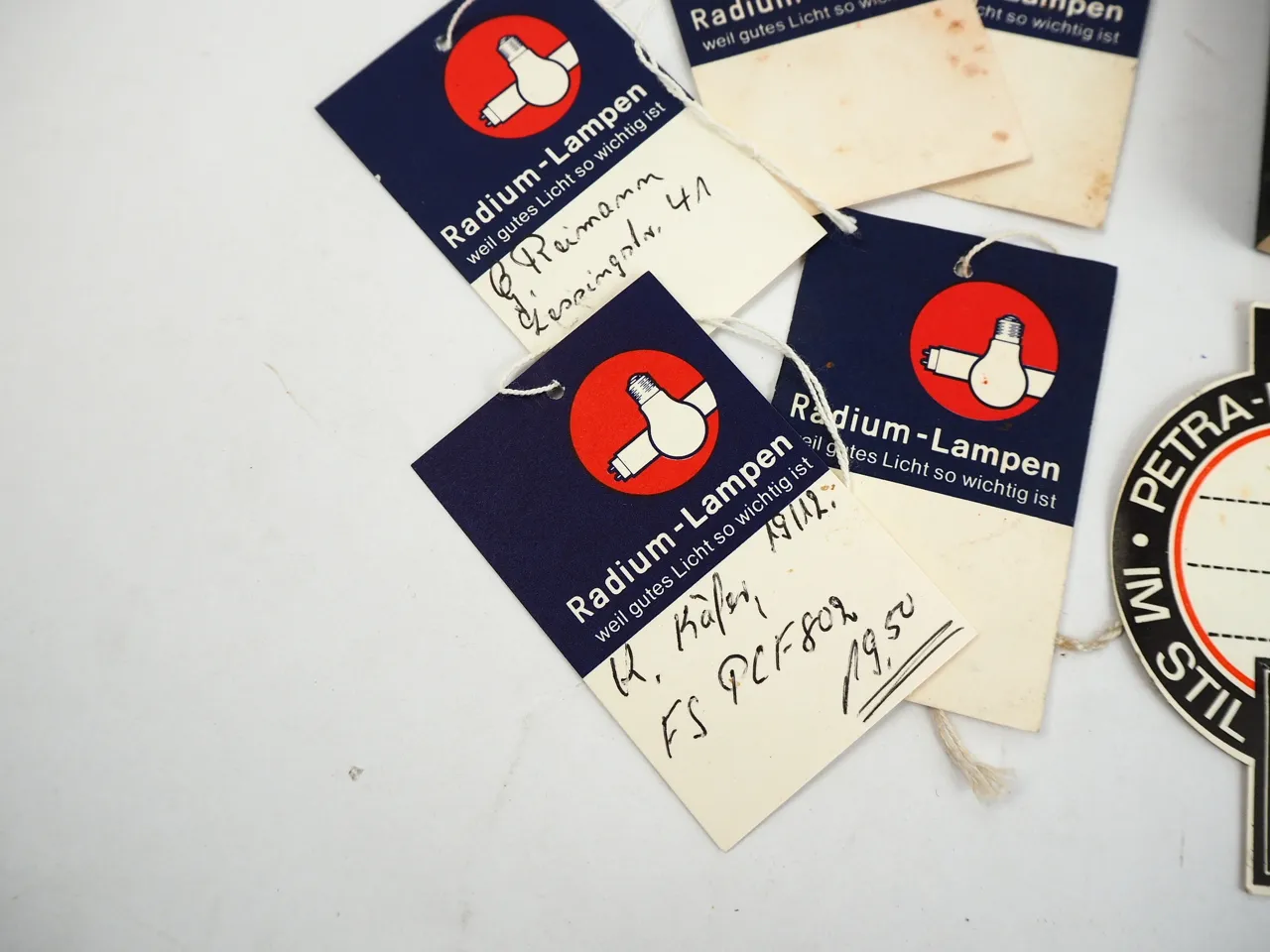 Philips Handbuch für den Fachhandel 1970 mit Reklameschildchen Lampen