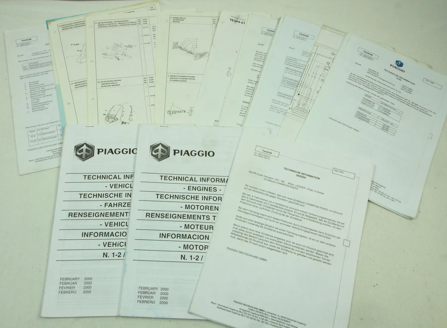 Piaggio Vespa Technische Inforrmationen Schaltpläne Wartungspläne 99/2000