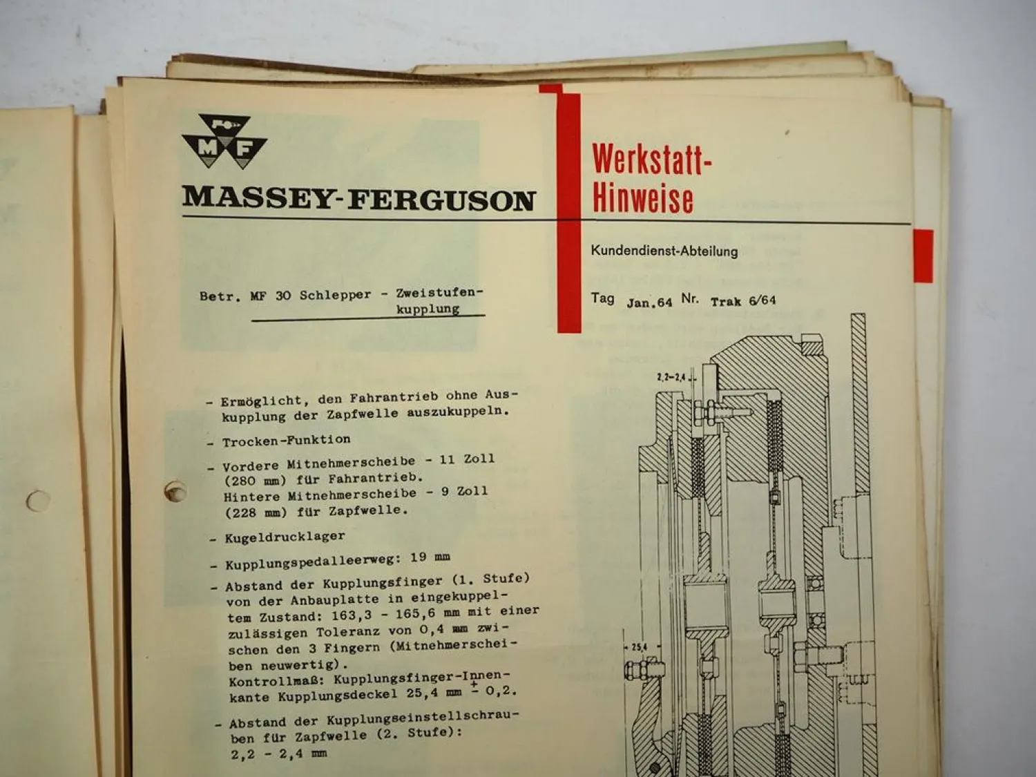 Posten Massey Ferguson Schlepper Mähdrescher Werkstatt Mitteilungen 1954 - 1964