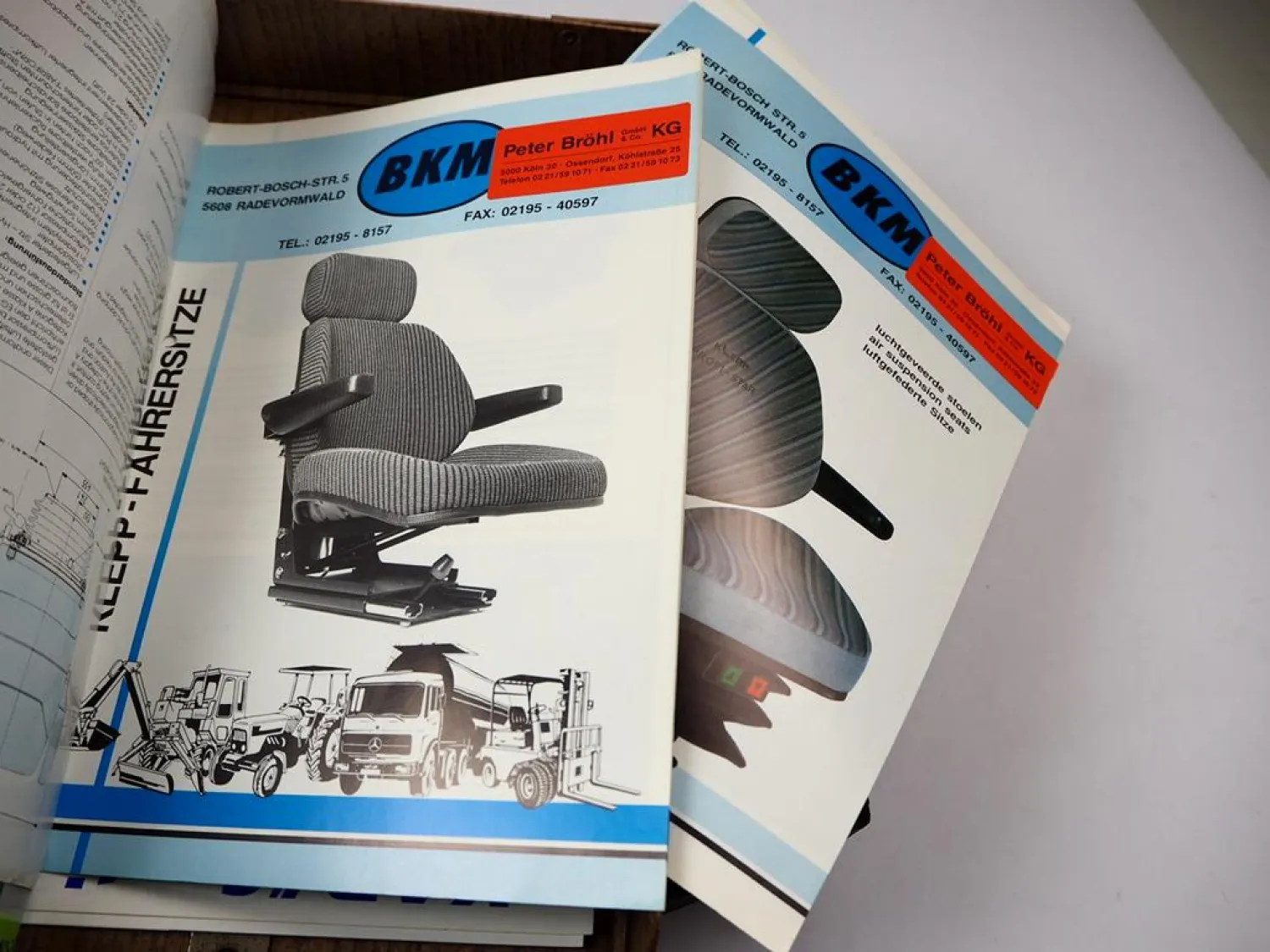 Posten Original Prospekte Fahrzeugsitze für Nutzfahrzeuge in Archivkasten